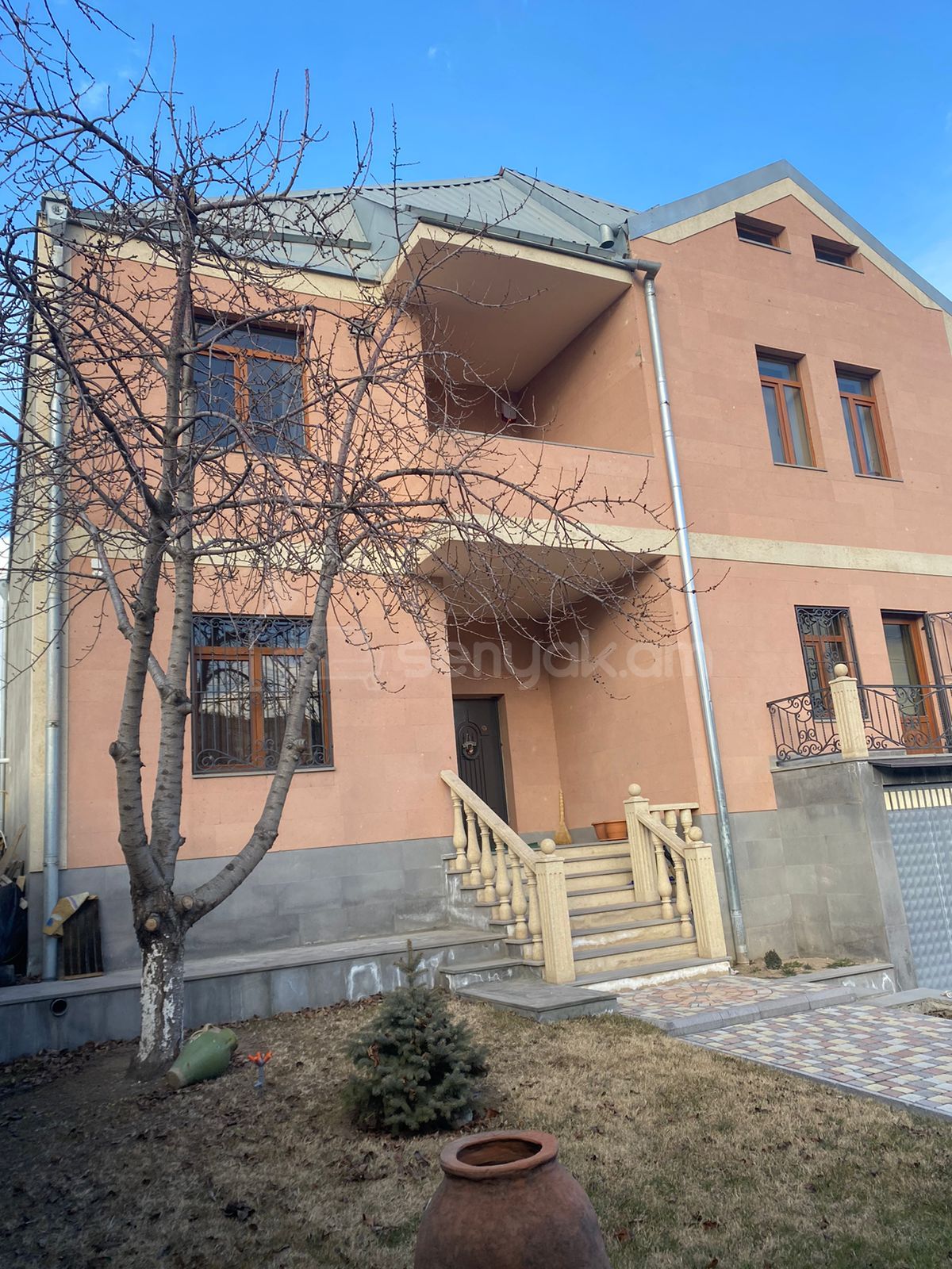 8 Սենյականոց Շքեղ Առանձնատուն, 418քմ, Լողավազանով, Ավտոտնակով