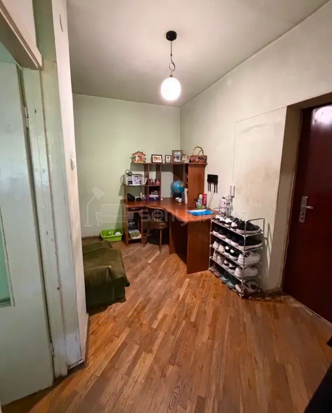 3 Սենյականոց Բնակարան Քարե Շենքում, 95քմ, 2/7 հարկ, Կոսմետիկ Վերանորոգված