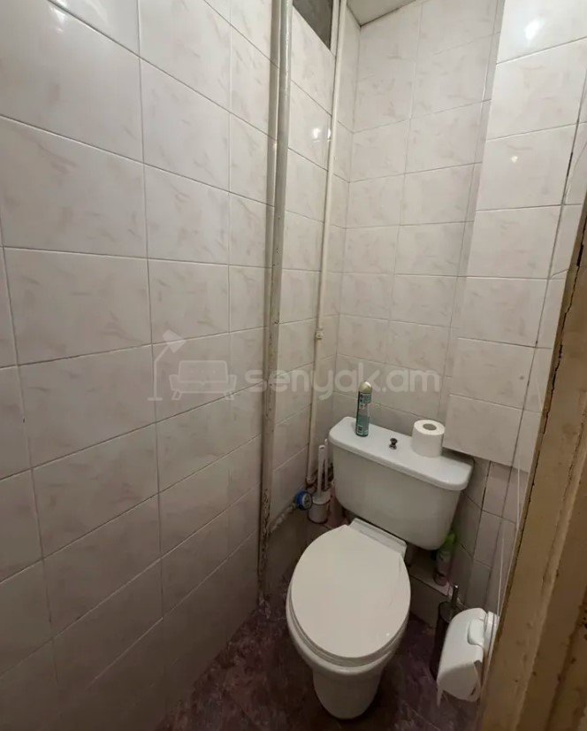 3 Սենյականոց Բնակարան Քարե Շենքում, 95քմ, 2/7 հարկ, Կոսմետիկ Վերանորոգված