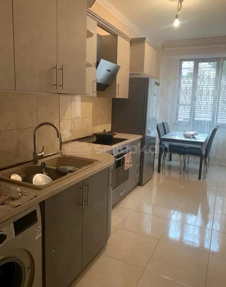 3 Սենյականոց Բնակարան Նորակառույցում, 98քմ, 2/6 հարկ, Կապիտալ Վերանորոգված