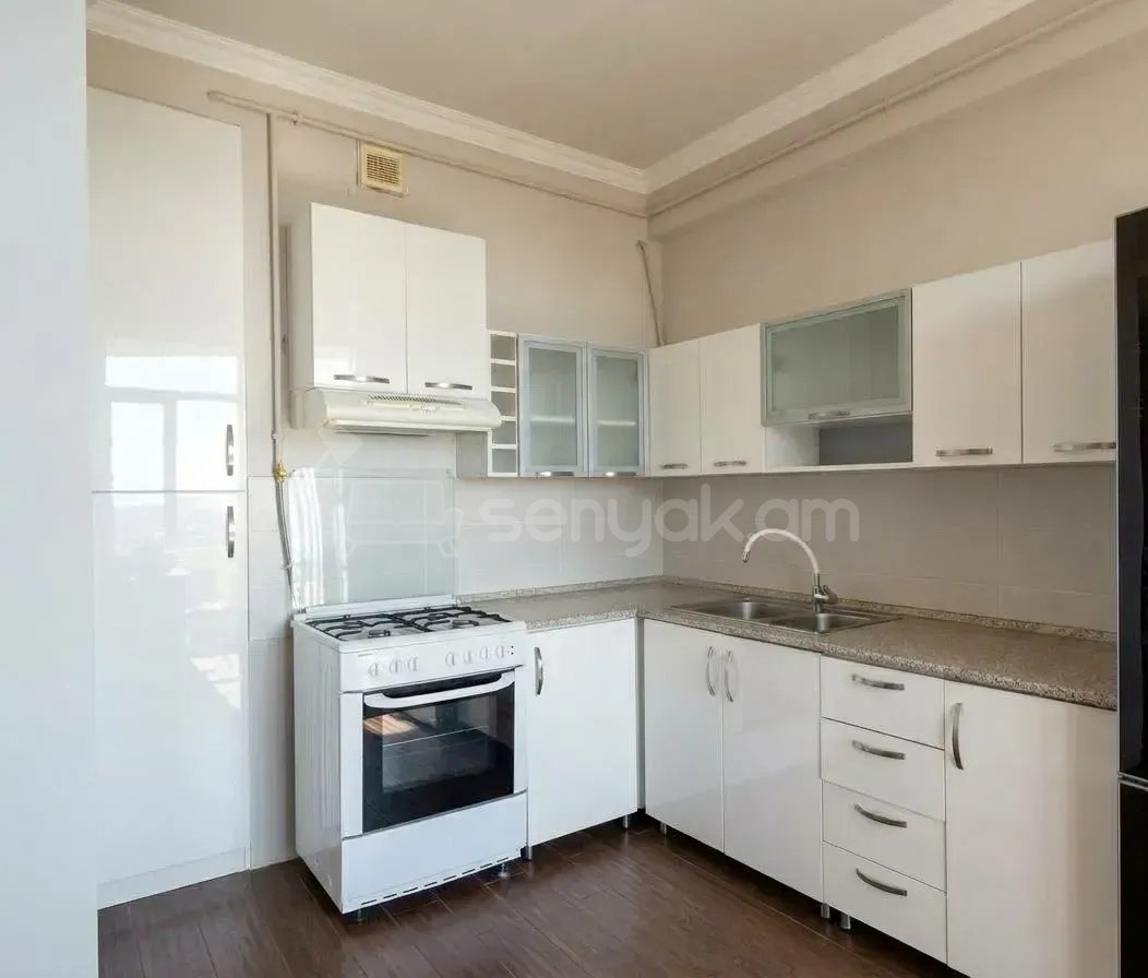 3 Սենյականոց Բնակարան Նորակառույցում, 90քմ, 10/13 հարկ, Կապիտալ Վերանորոգված