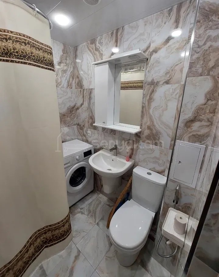 2 Սենյականոց Բնակարան Քարե Շենքում, 38քմ, 3/3 հարկ, Կապիտալ Վերանորոգված