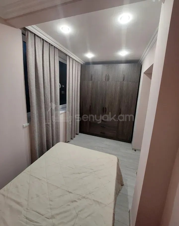 2 Սենյականոց Բնակարան Քարե Շենքում, 38քմ, 3/3 հարկ, Կապիտալ Վերանորոգված