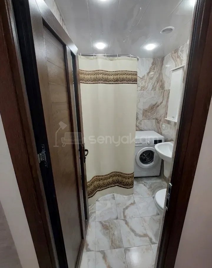 2 Սենյականոց Բնակարան Քարե Շենքում, 38քմ, 3/3 հարկ, Կապիտալ Վերանորոգված