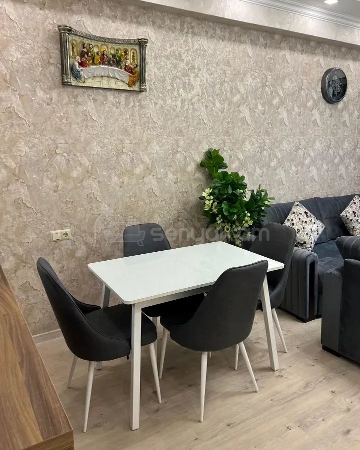 3 Սենյականոց Բնակարան Նորակառույցում, 68քմ, 12/18 հարկ, Դիզայներական Վերանորոգված
