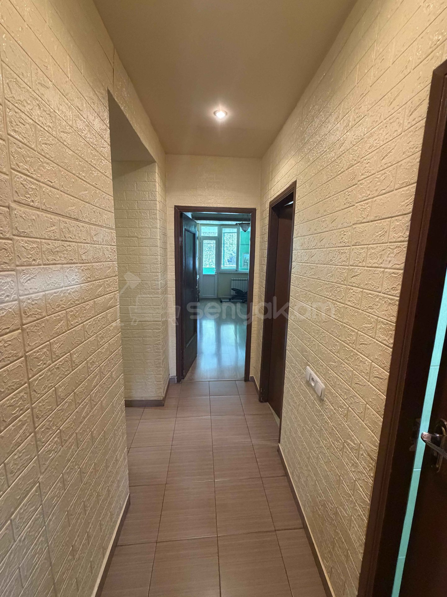 3 Սենյականոց Բնակարան, 95քմ, 2/10 հարկ, Կապիտալ Վերանորոգված, Կահավորված, Արևկող