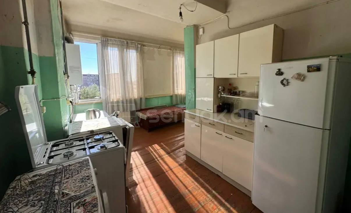 3 Սենյականոց Բնակարան, 90քմ, 8/9 հարկ, Կոսմետիկ Վերանորոգված