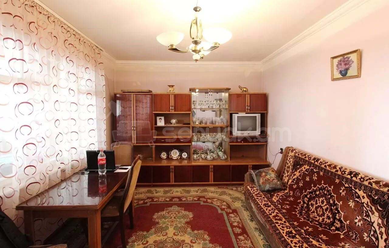 3 Սենյականոց Բնակարան, 74քմ, 9/9 հարկ, Նորմալ Վիճակում