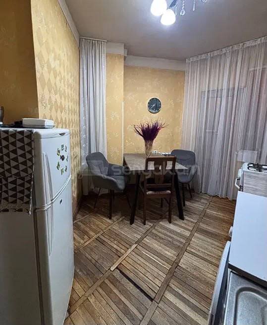 1 Սենյականոց Բնակարան, 41քմ, 3/16 հարկ, Նորմալ Վիճակում