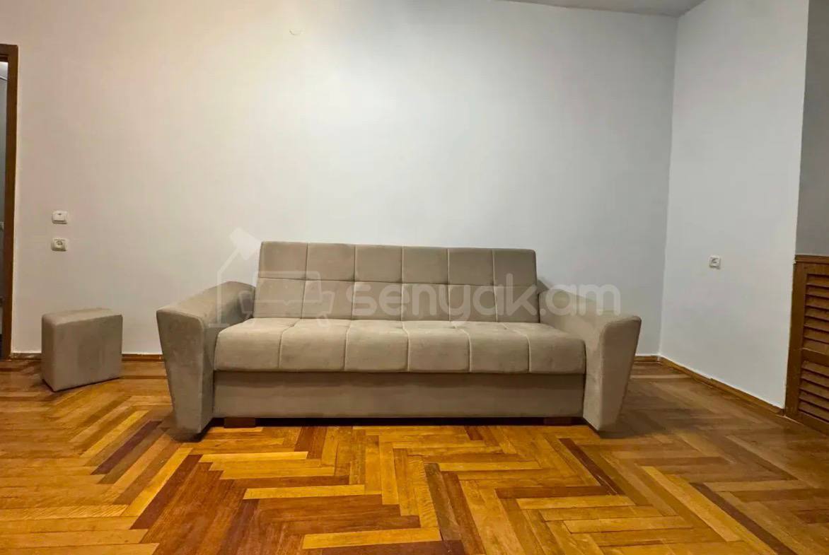3 Սենյականոց Բնակարան, 96քմ, 8/9 հարկ, Կապիտալ Վերանորոգված, Կահավորված, Արևկող