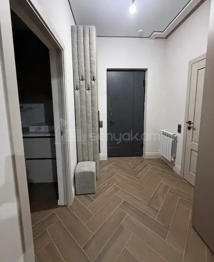 3 Սենյականոց Բնակարան Նորակառույցում, 60քմ, 3/12 հարկ, Դիզայներական Վերանորոգված, Կահավորված