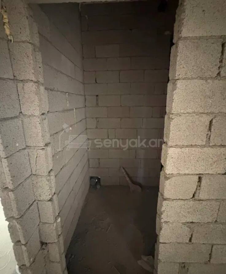 4 Սենյականոց Բնակարան Նորակառույցում, 100քմ, 2/15 հարկ, Զրոյական Վիճակում