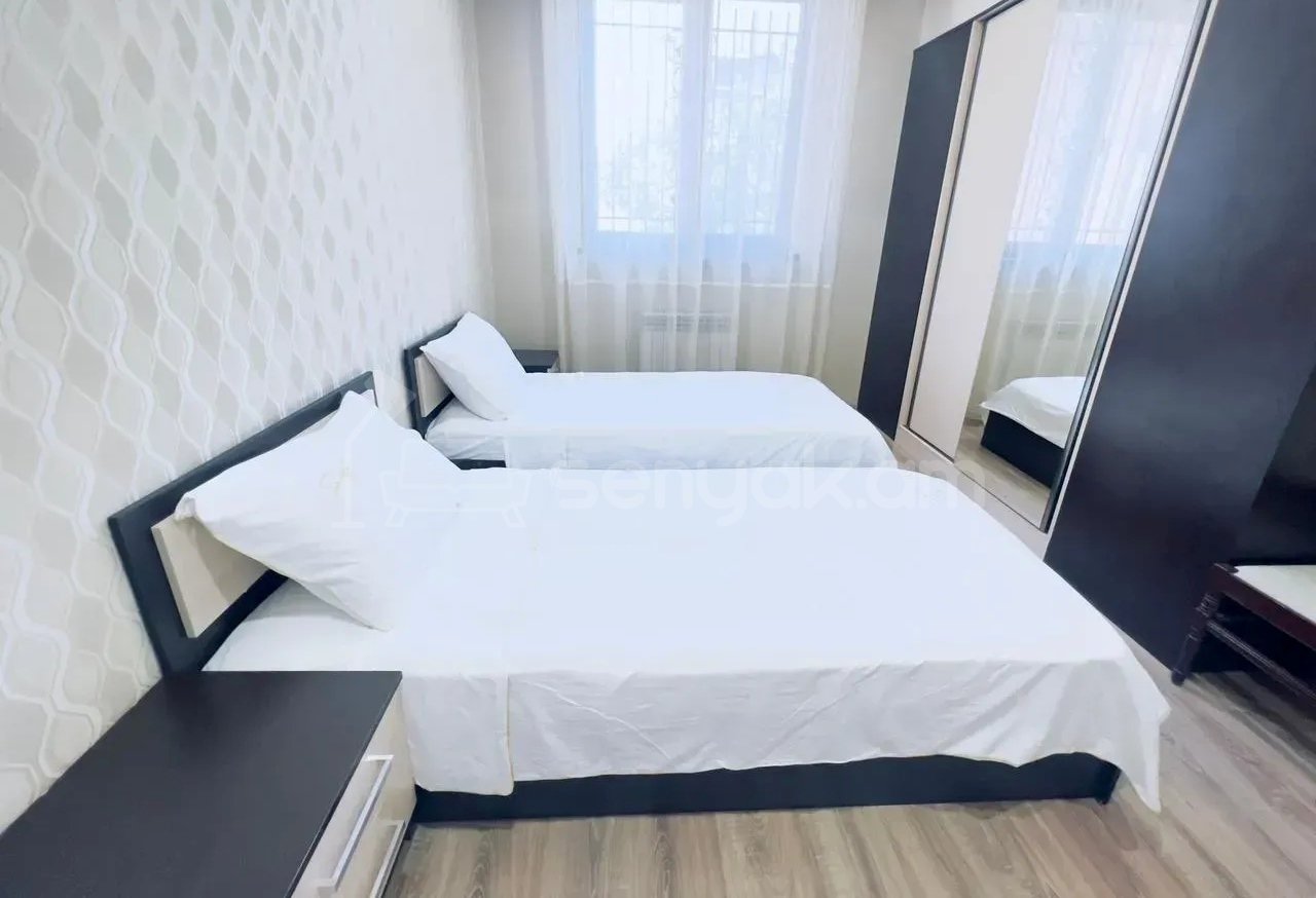3 Սենյականոց Բնակարան, 70քմ, 2/11 հարկ, Կապիտալ Վերանորոգված, Կահավորված, Արևկող