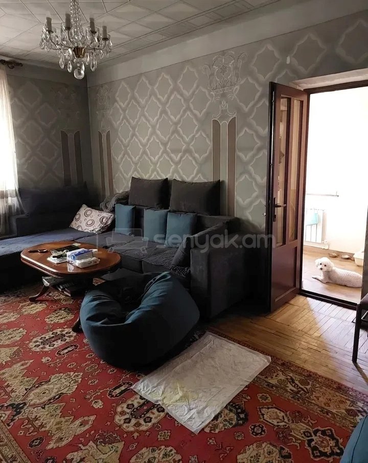 2 Սենյականոց Բնակարան Քարե Շենքում, 53քմ, 2/5 հարկ, Կապիտալ Վերանորոգված