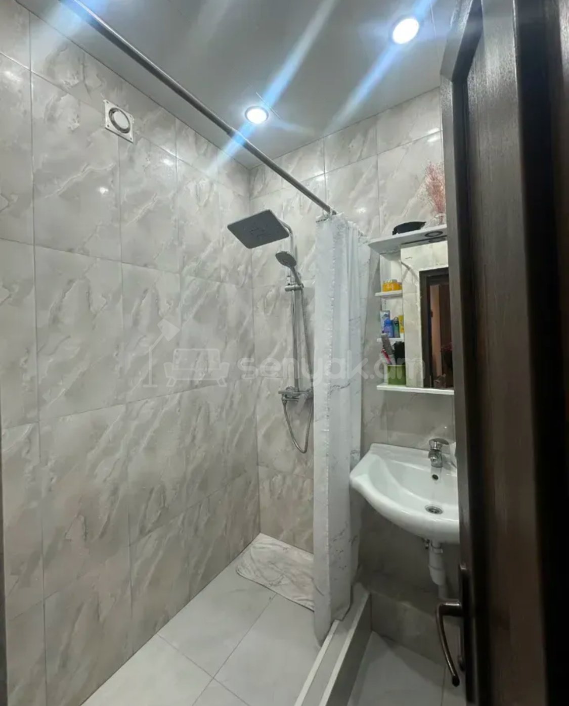 3 Սենյականոց Բնակարան, 60քմ, 5/5 հարկ, Կապիտալ Վերանորոգված