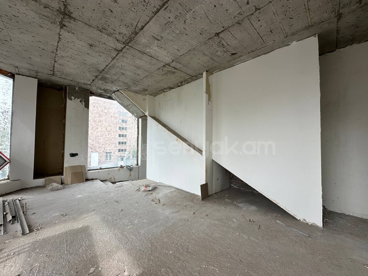 Կոմերցիոն Տարածք, 412քմ