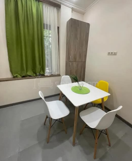 2 Սենյականոց Բնակարան Քարե Շենքում, 43քմ, 1/5 հարկ, Նորմալ Վիճակում