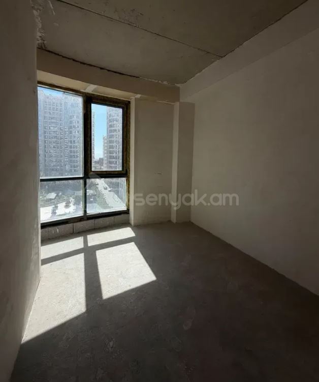 3 Սենյականոց Բնակարան, 80քմ, 6/14 հարկ, Զրոյական Վիճակում