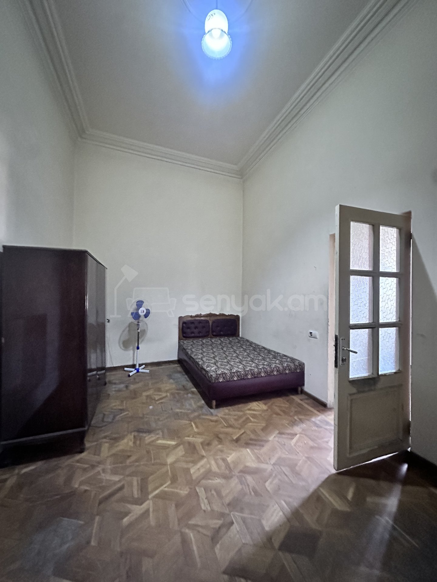 Քնելու Տեղ 1/3 հարկ
