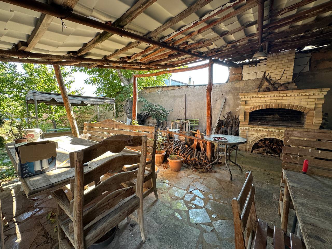 6 Սենյականոց Սեփական Տուն, 250քմ, Նորմալ Վիճակում, Կահավորված, Ավտոտնակով