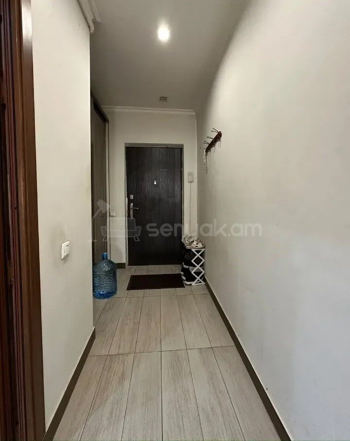 2 Սենյականոց Բնակարան, 62քմ, 2/9 հարկ, Կապիտալ Վերանորոգված, Կահավորված, Արևկող
