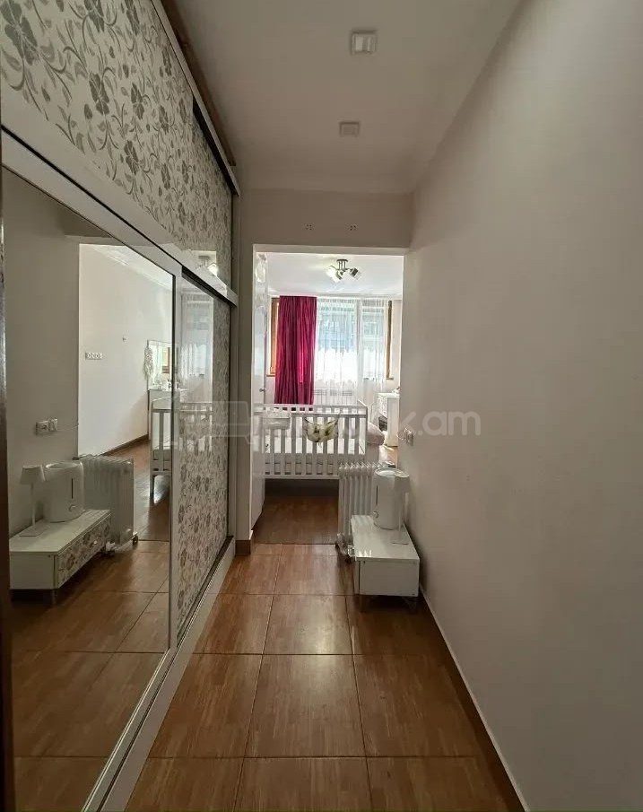 2 Սենյականոց Բնակարան, 62քմ, 2/9 հարկ, Կապիտալ Վերանորոգված, Կահավորված, Արևկող