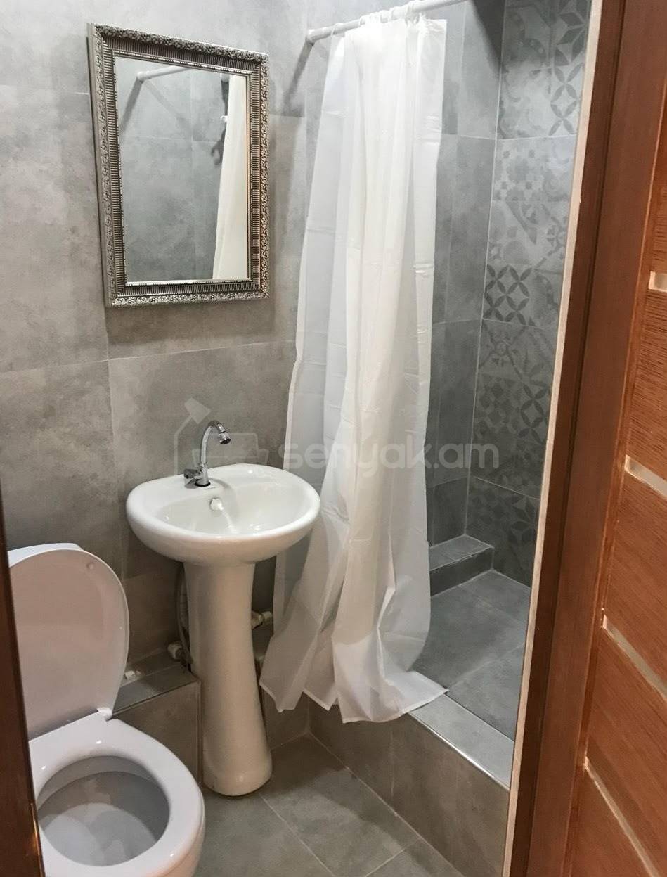 1 Սենյականոց Բնակարան, 25քմ, 5/9 հարկ, Նորմալ Վիճակում, Կահավորված