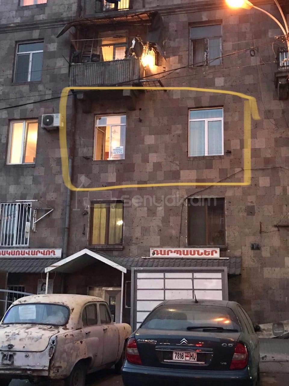 5 Սենյականոց Բնակարան Քարե Շենքում, 40քմ, 2/5 հարկ, Նորմալ Վիճակում, Կահավորված