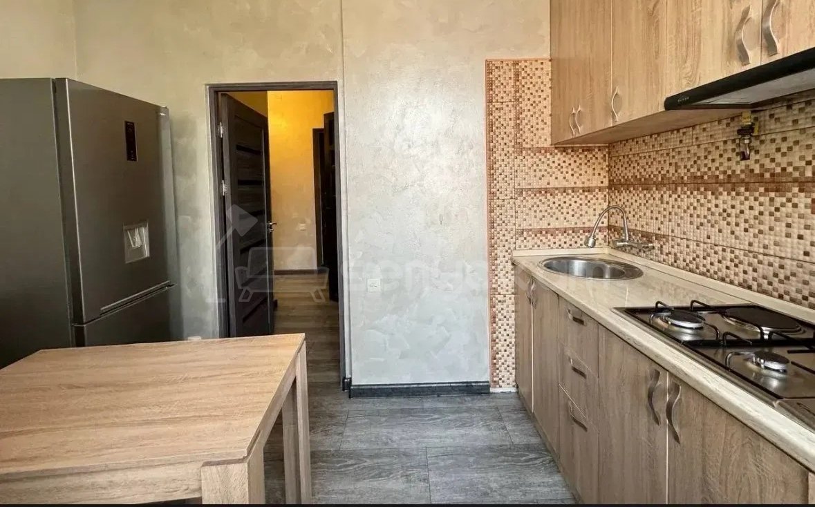 3 Սենյականոց Բնակարան Քարե Շենքում, 78քմ, 4/4 հարկ, Կապիտալ Վերանորոգված, Կահավորված, Արևկող