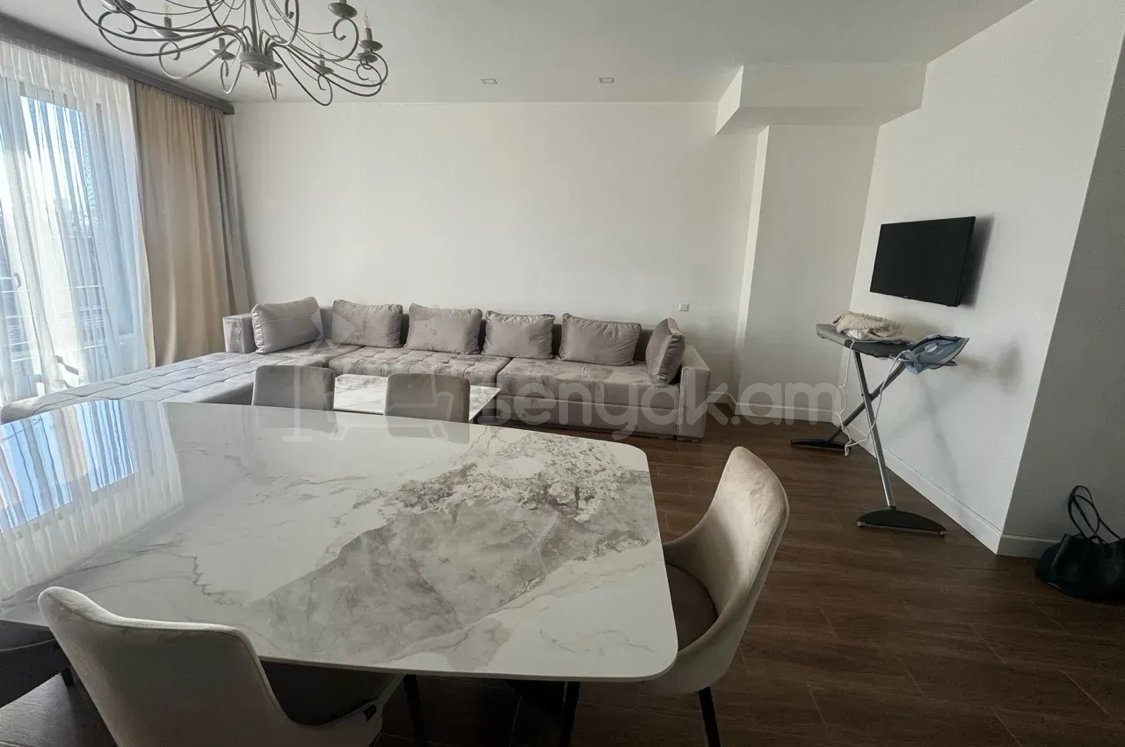 3 Սենյականոց Բնակարան Նորակառույցում, 76քմ, 1/9 հարկ, Կապիտալ Վերանորոգված