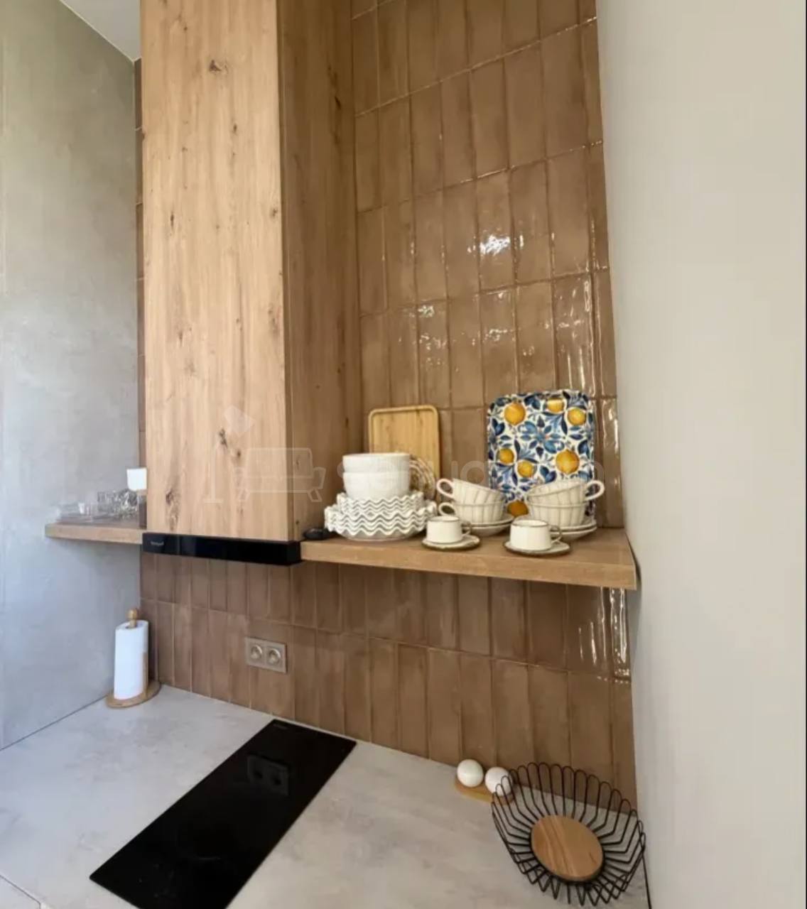1 Սենյականոց Բնակարան Քարե Շենքում, 31քմ, 3/3 հարկ, Կապիտալ Վերանորոգված