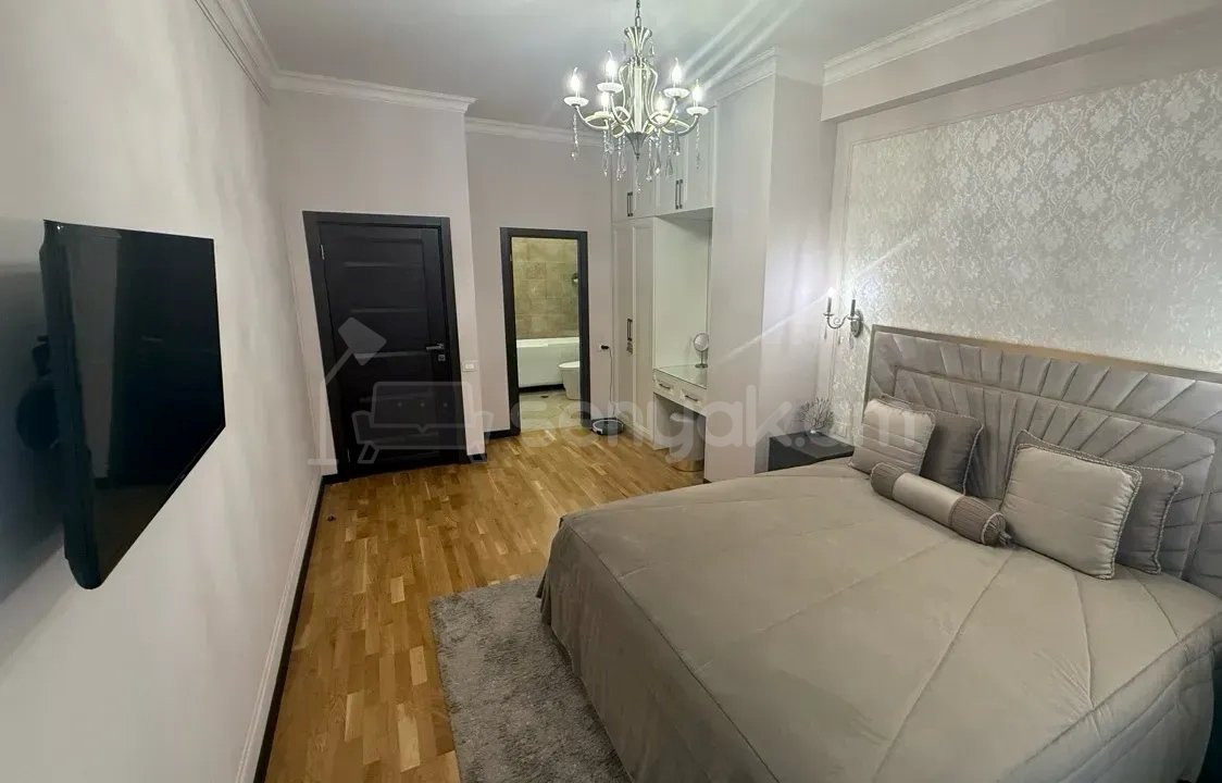 3 Սենյականոց Բնակարան Նորակառույցում, 128քմ, 8/15 հարկ, Կապիտալ Վերանորոգված