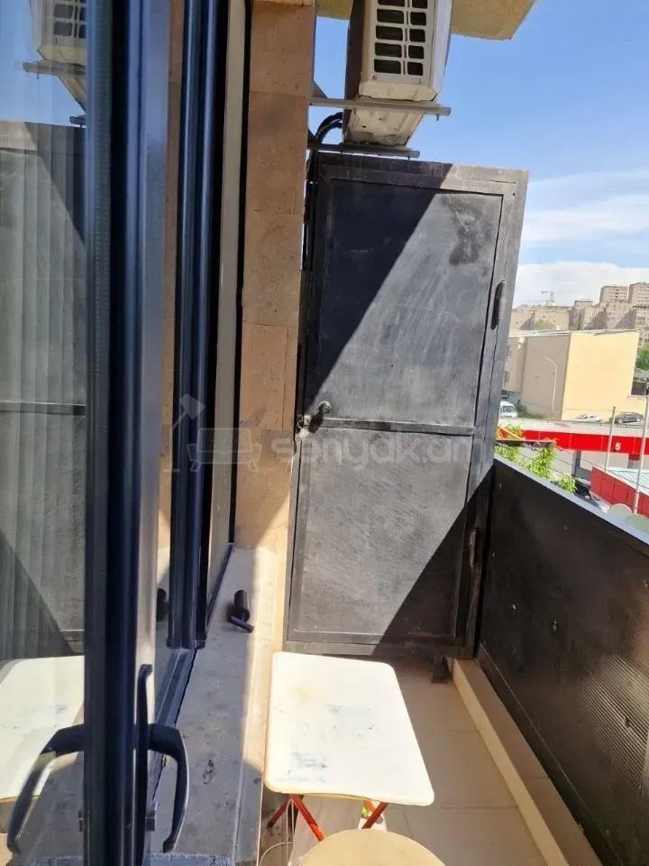 2 Սենյականոց Բնակարան Նորակառույցում, 45քմ, 3/6 հարկ, Կապիտալ Վերանորոգված