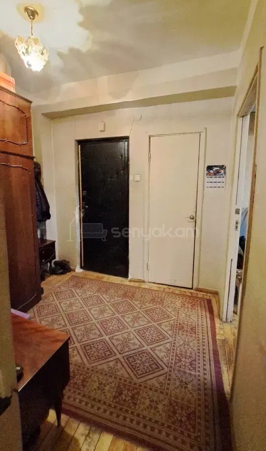 2 Սենյականոց Բնակարան, 40քմ, 5/9 հարկ, Նորմալ Վիճակում