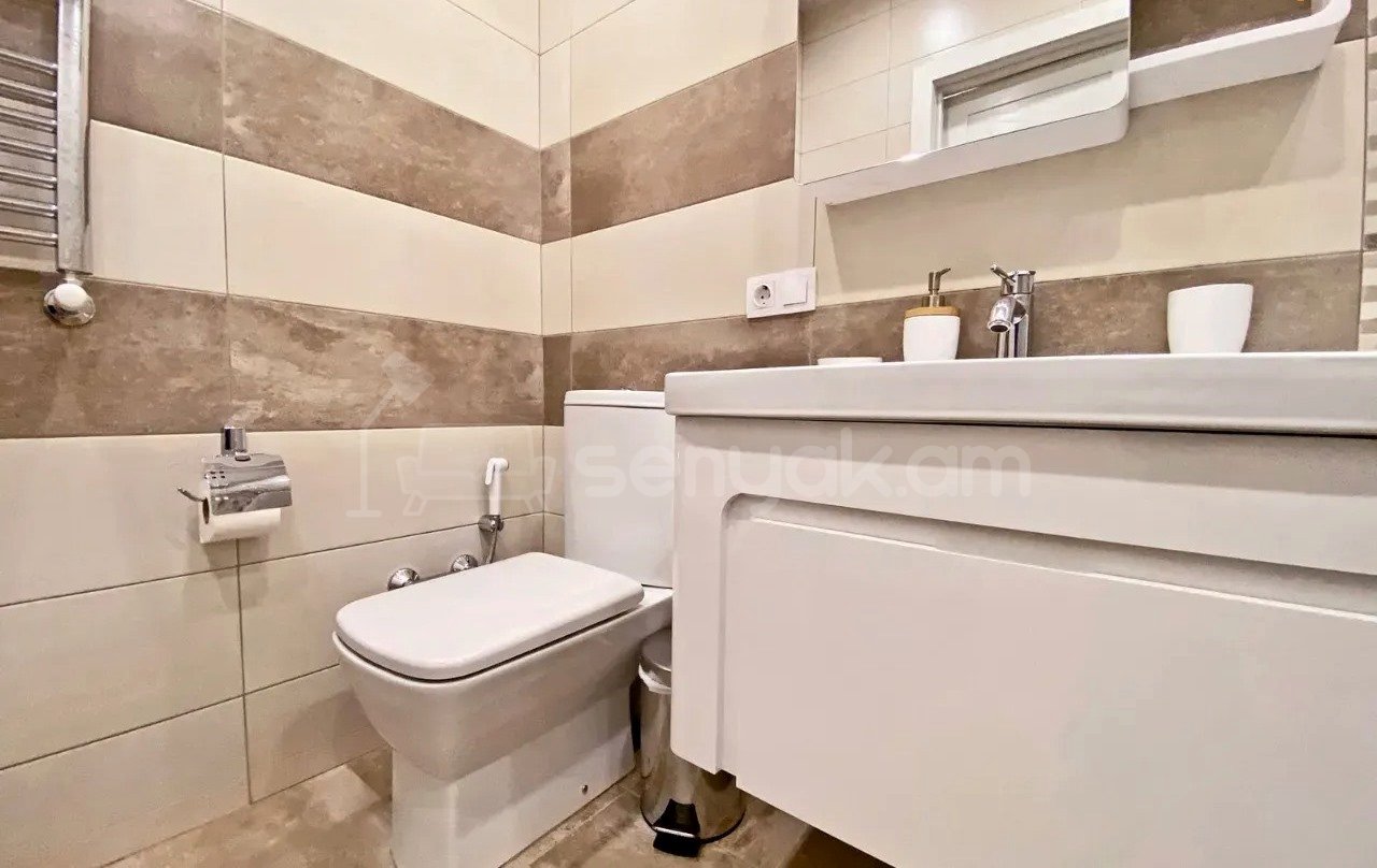 2 Սենյականոց Բնակարան Նորակառույցում, 58քմ, 8/15 հարկ, Դիզայներական Վերանորոգված