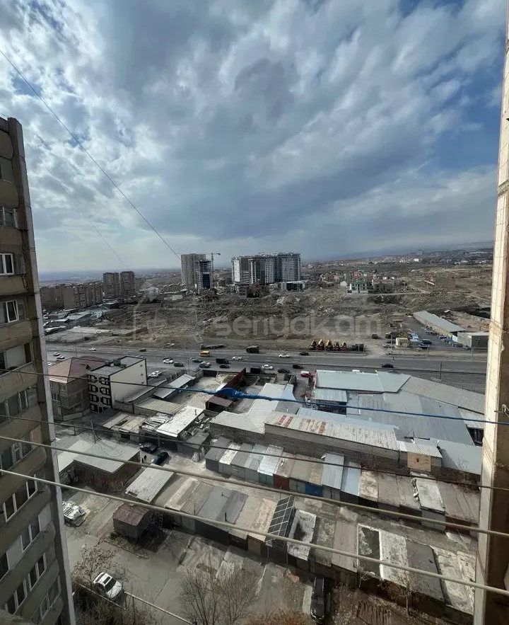 3 Սենյականոց Բնակարան, 60քմ, 13/16 հարկ, Կոսմետիկ Վերանորոգված