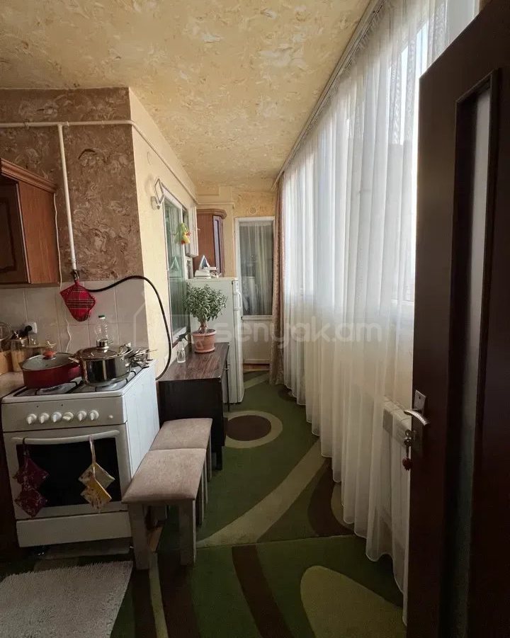 3 Սենյականոց Բնակարան, 60քմ, 13/16 հարկ, Կոսմետիկ Վերանորոգված