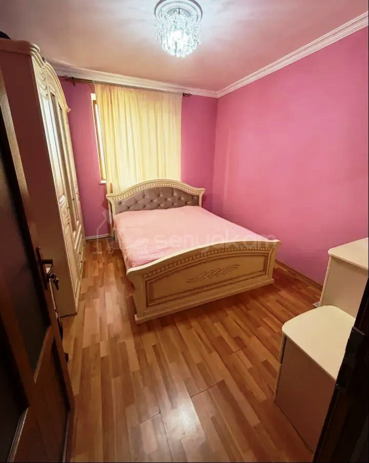 3 Սենյականոց Բնակարան Քարե Շենքում, 80քմ, 3/4 հարկ, Կոսմետիկ Վերանորոգված