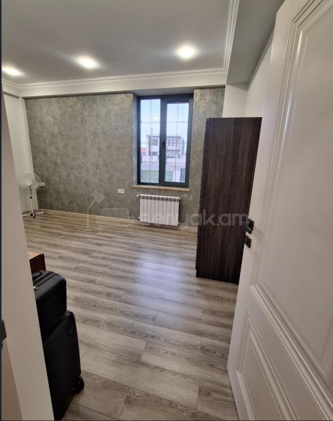 6 Սենյականոց Սեփական Տուն, 200քմ, Կապիտալ Վերանորոգված, Կահավորված