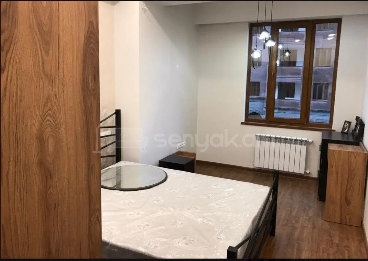 3 Սենյականոց Բնակարան Նորակառույցում, 90քմ, 1/8 հարկ, Դիզայներական Վերանորոգված, Կահավորված