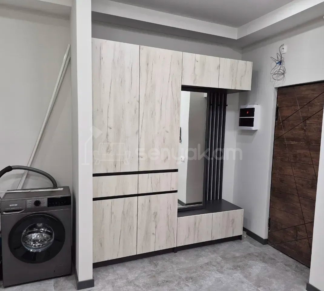 2 Սենյականոց Բնակարան Նորակառույցում, 70քմ, 8/12 հարկ, Դիզայներական Վերանորոգված, Կահավորված, Արևկող