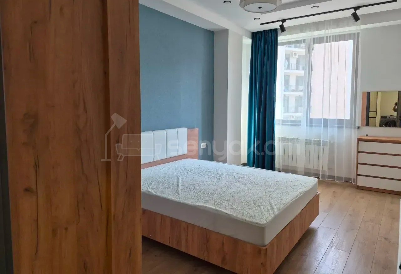 2 Սենյականոց Բնակարան Նորակառույցում, 70քմ, 8/12 հարկ, Դիզայներական Վերանորոգված, Կահավորված, Արևկող