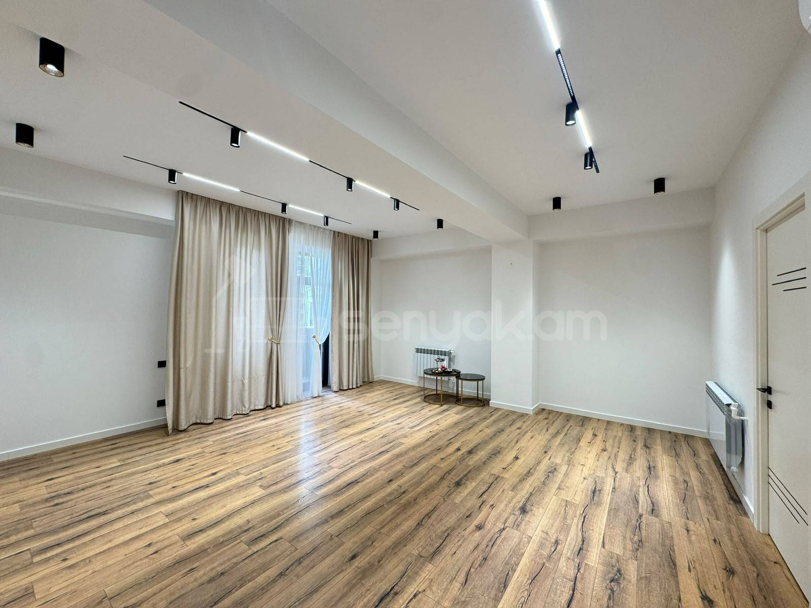 3 Սենյականոց Բնակարան Նորակառույցում, 93քմ, 3/16 հարկ, Դիզայներական Վերանորոգված