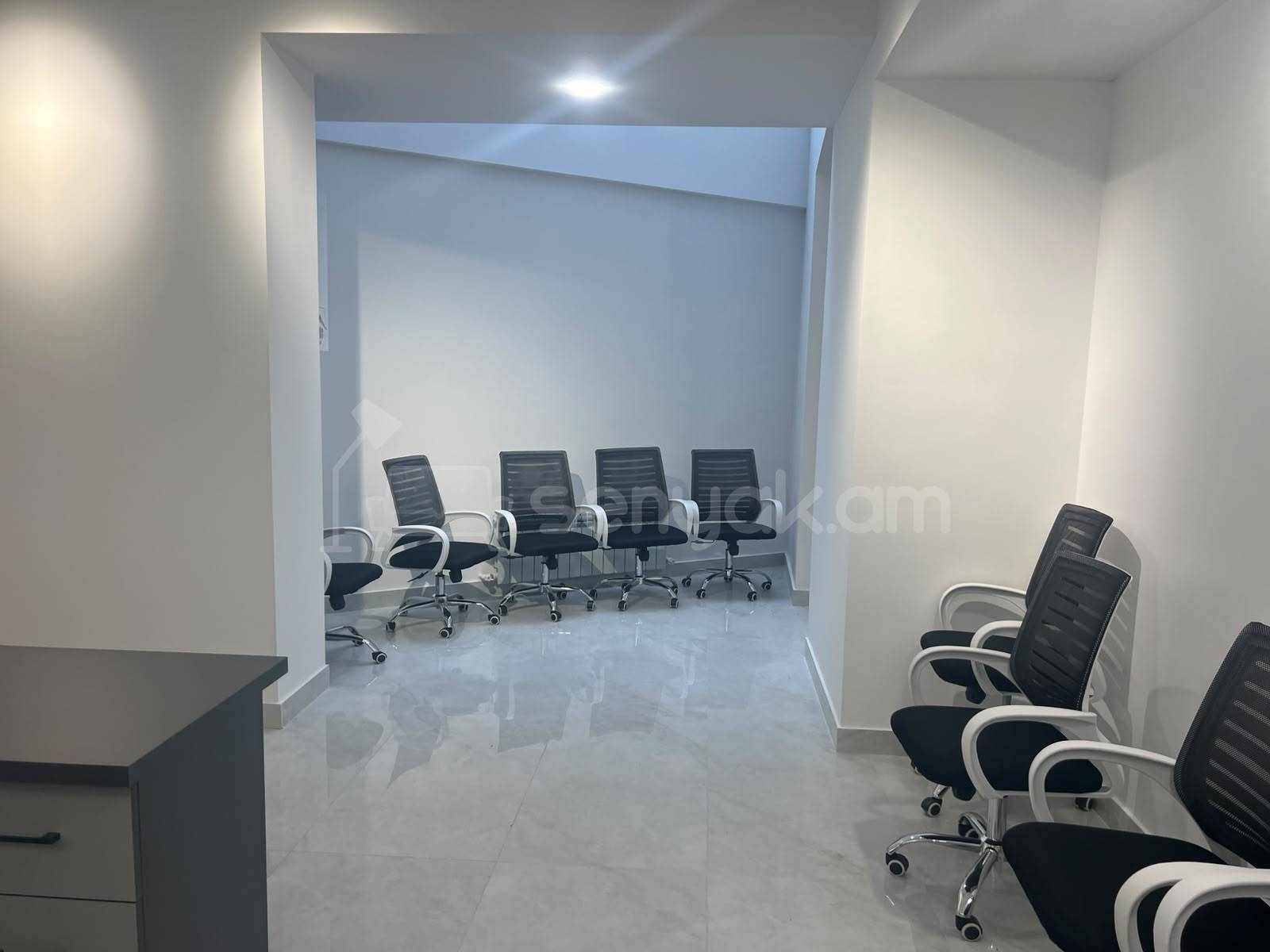 Կոմերցիոն Տարածք, 242քմ
