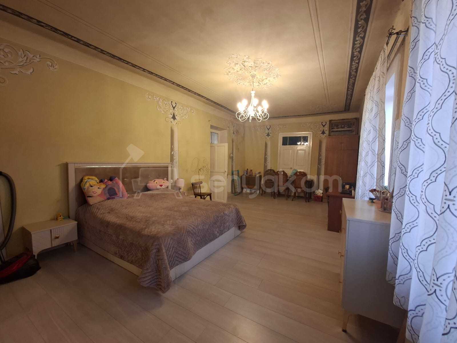 5 Սենյականոց Սեփական Տուն, 207քմ, Նորմալ Վիճակում
