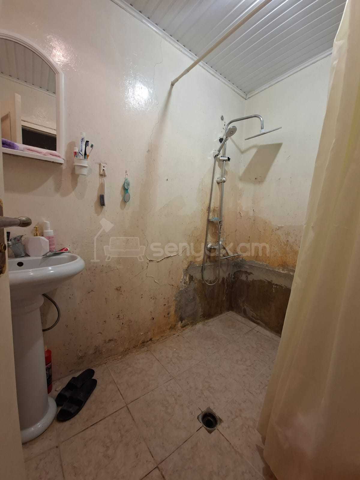 5 Սենյականոց Սեփական Տուն, 207քմ, Նորմալ Վիճակում