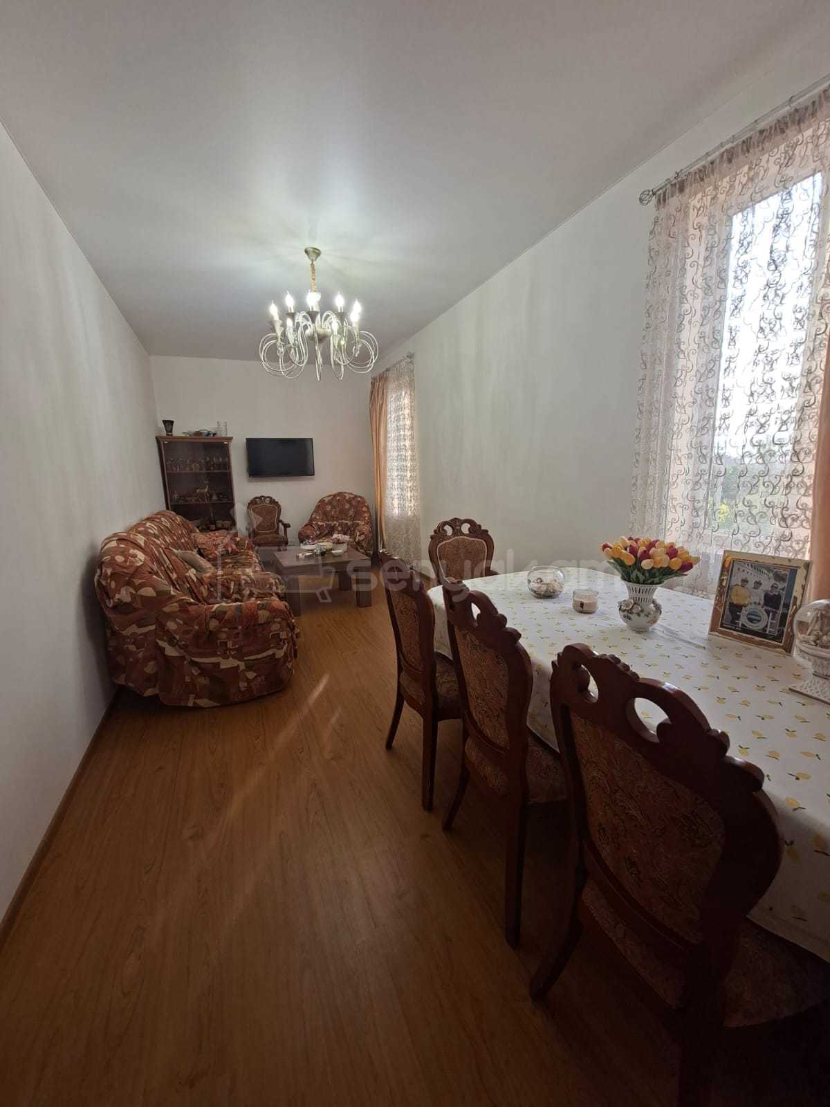 5 Սենյականոց Սեփական Տուն, 207քմ, Նորմալ Վիճակում
