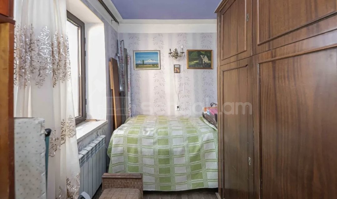 1 Սենյականոց Բնակարան Քարե Շենքում, 47քմ, 4/5 հարկ, Կոսմետիկ Վերանորոգված