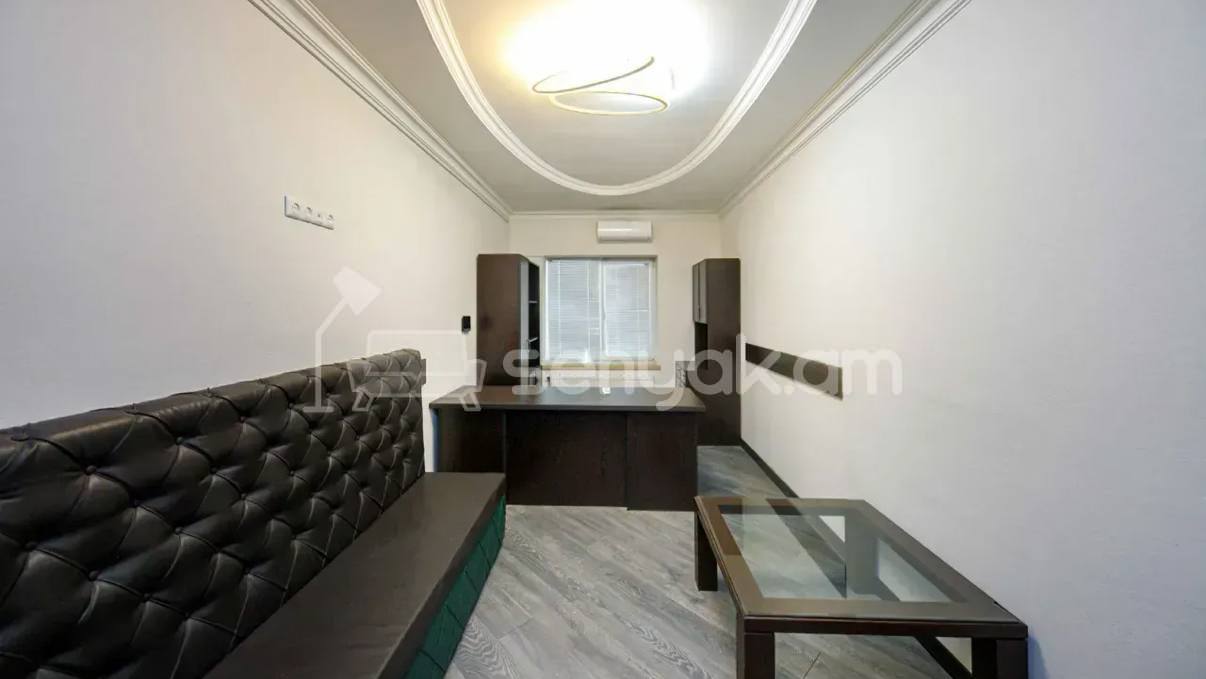 Օֆիսային Տարածք, 200քմ, Կապիտալ Վերանորոգված