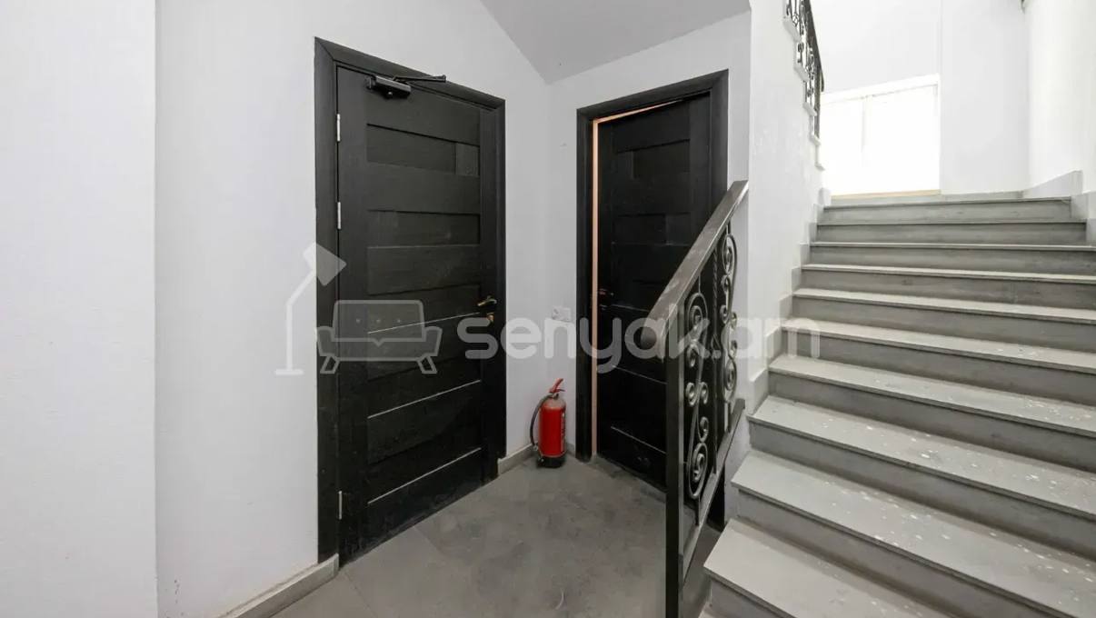 Օֆիսային Տարածք, 200քմ, Կապիտալ Վերանորոգված